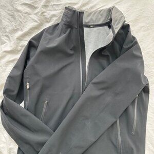 Lululemon wet weather jacket with fold away hood and water proof pockets